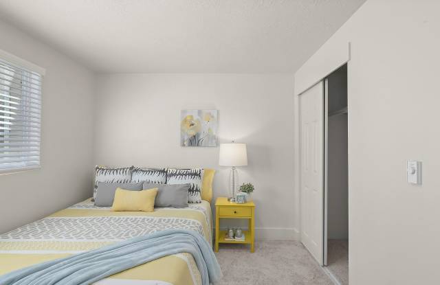 Pacific Crest Apartments Gallery 4