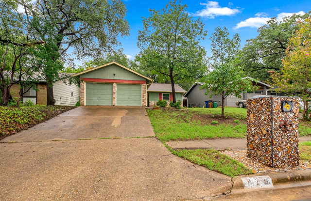 Beautiful 3 bedroom, 2 bathroom home in South Austin!!! photos photos