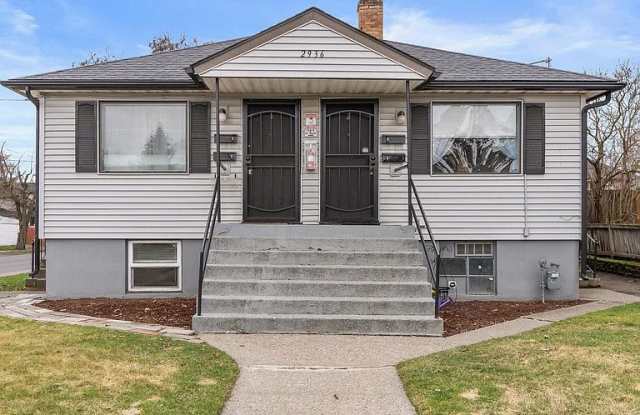 2936 East Wabash Avenue photos photos