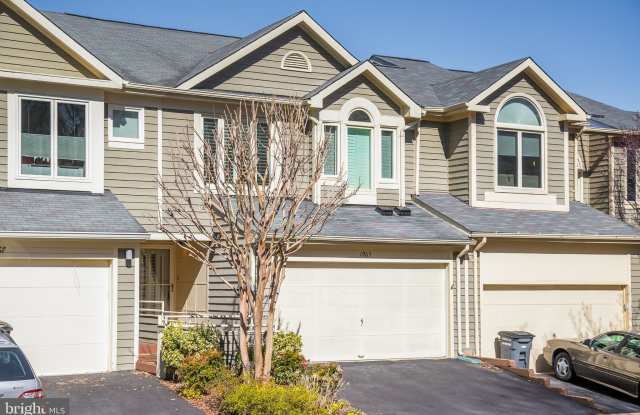 1965 LAKEPORT WAY Gallery 2