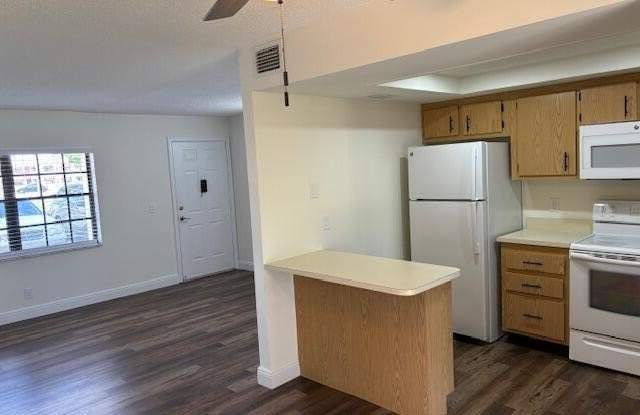 4245 Oak Terrace Drive Gallery 4