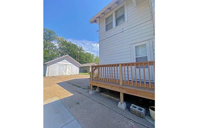 4 bedroom home on Florence Boulevard Gallery 3