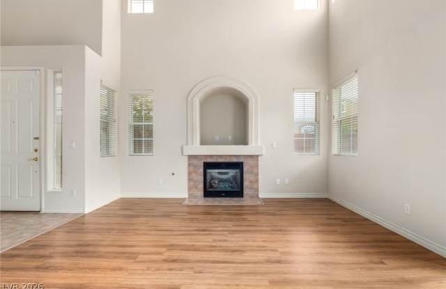 9109 KINROSS Avenue Gallery 2