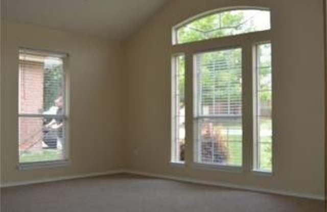 5713 Sea Breeze Gallery 3