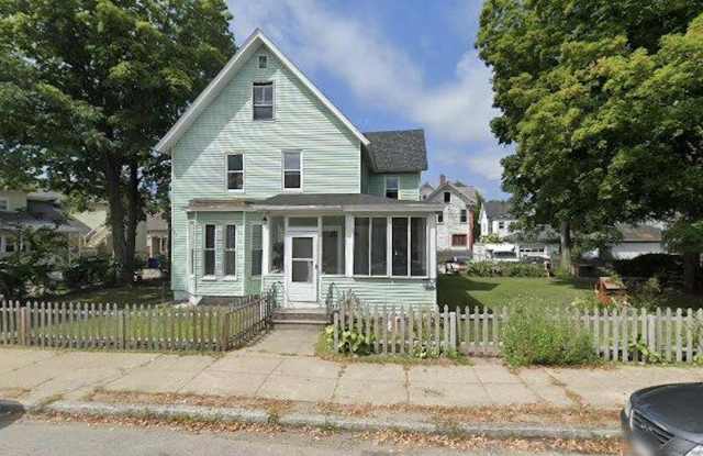 568 Beech Street - 568 Beech Street, Manchester, NH 03104 568 Beech Street - 568 Beech Street, Manchester, NH 03104