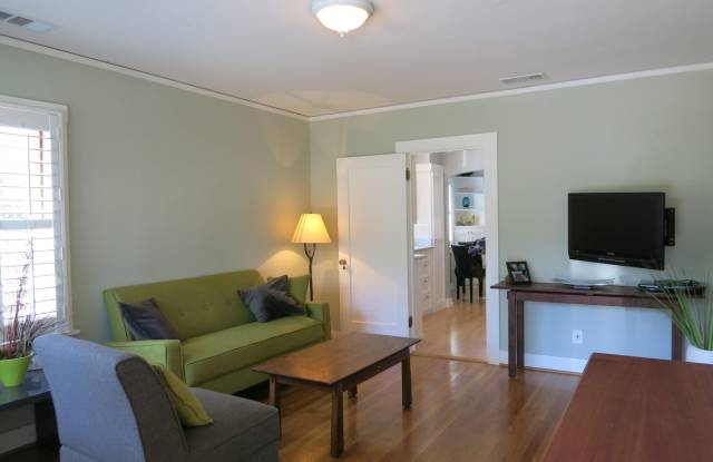 2bed/1bath SFH near Willow Glen downtown, hardwood floor, A/C Gallery 4