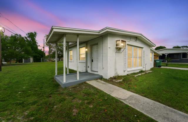 Charming & Spacious 2-Bedroom Home with Modern Finishes and Outdoor Living at 794 Crawford St, Deltona, FL photos photos
