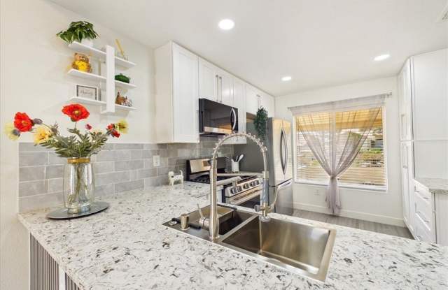 2833 Breakers Creek Drive Gallery 4
