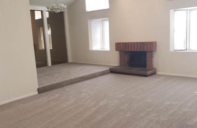 2178 Elmdale Avenue Gallery 2