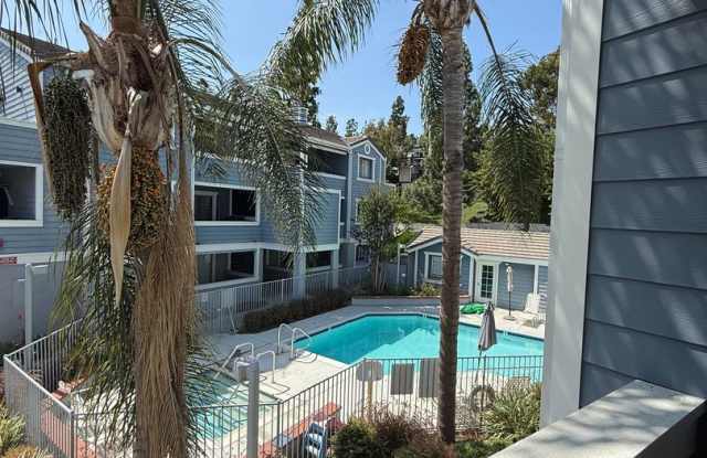 2 bed 2 FULL bath Condo overlooking the pool! photos photos
