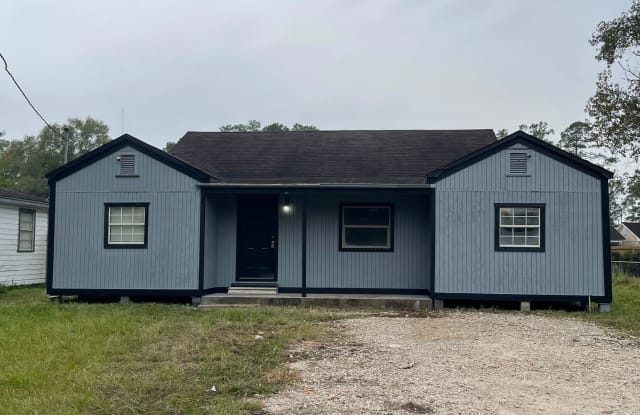780 Orange St - 780 Orange Street, Vidor, TX 77662