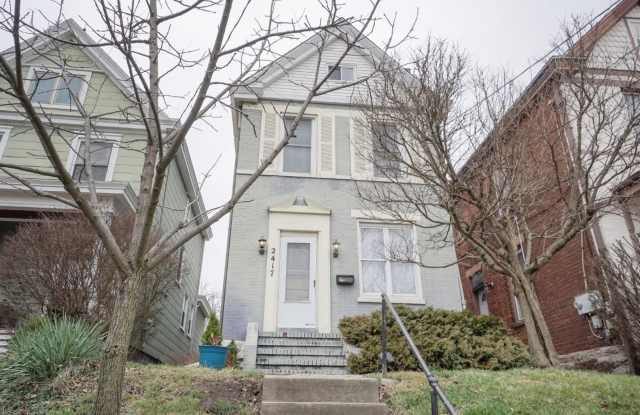 5 Bedroom/ 2 Bathroom on Fairview Mins. from UC Campus Only $695/pp ($3475/mo)! photos photos