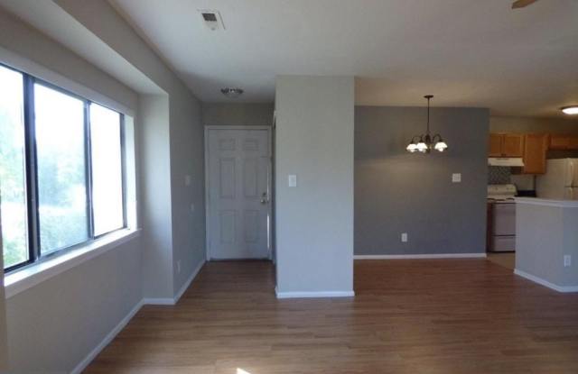 808 BRITTON PLACE Gallery 3