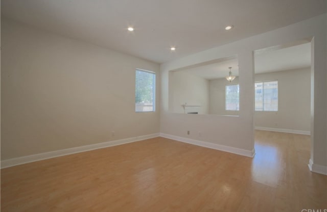 53 Boulder Creek Way - 53 Boulder Creek Way, Irvine, CA 92602
