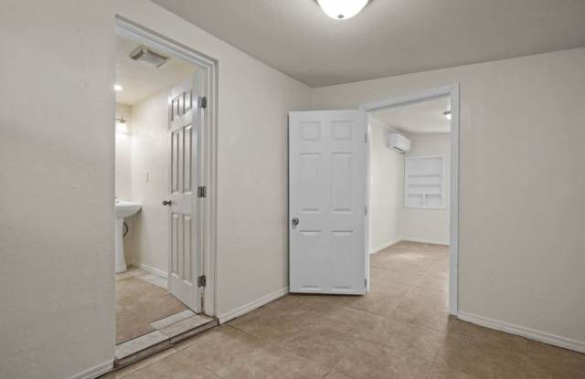 209 North Seville Drive Gallery 4