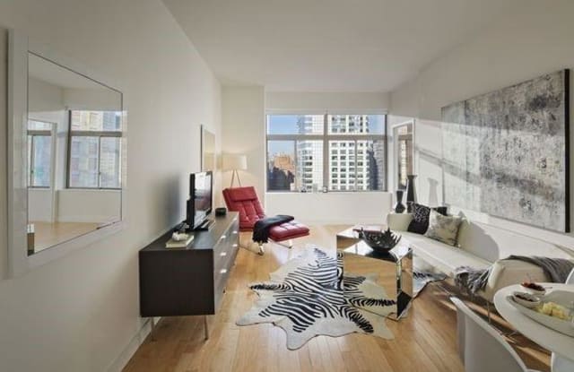 1 2 west st - 1 E 2nd St, New York City, NY 10003
