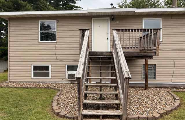 3 Bedroom Upper Duplex - Newly remodeled photos photos