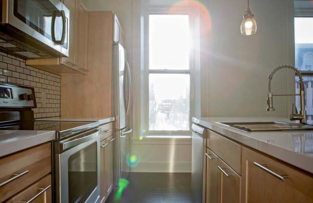 923 N 3rd St - 2 photos photos 923 N 3rd St - 2 photos photos