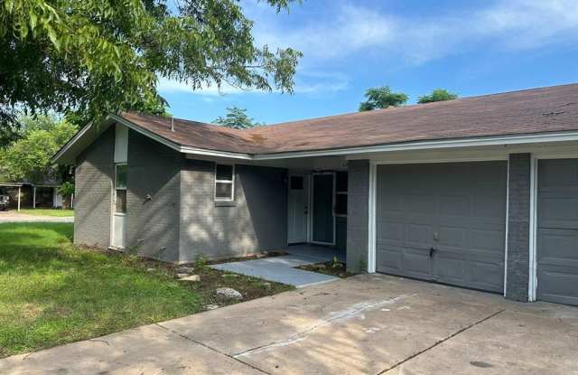 2806 Sharon Drive photos photos