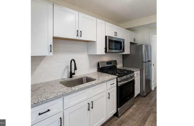 3851 N BROAD Street photos photos