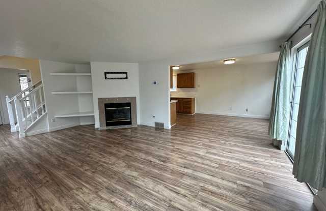 Single Family in Westminster for Rent Gallery 4