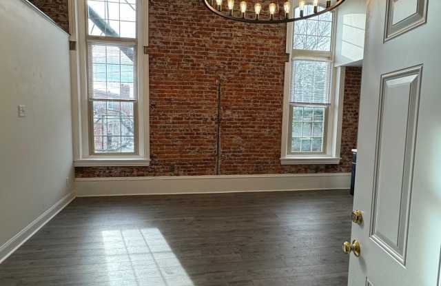 13 4TH Avenue unit: 6 - 13 North 4th Avenue, Royersford, PA 19468