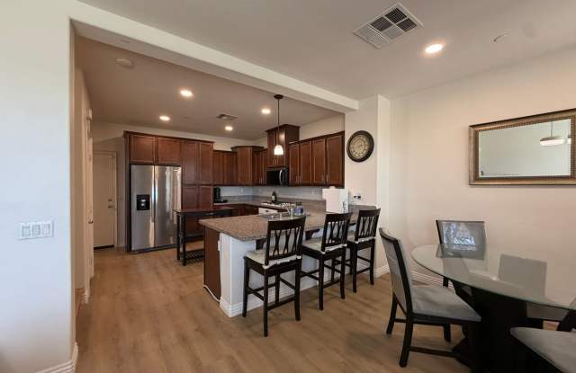 Beautiful 4BR/3.5BA Townhouse in Rancho Cucamonga – Available for Rent **NOVEMBER 1ST 2026** Gallery 3