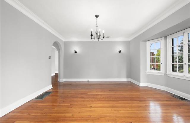 6227 Fifth Ave photos photos