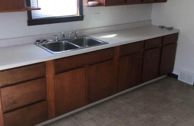 322 W. 3rd Street #2 photos photos