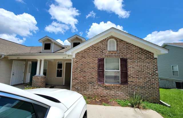 3 bedroom townhome for rent July 6, 2026  renting for $1775 photos photos