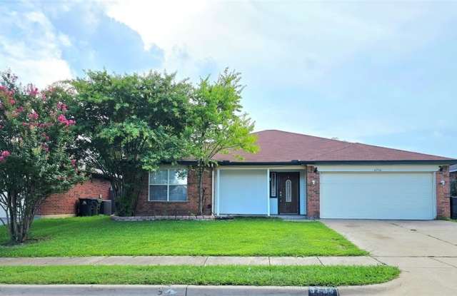 6734 Elk Trail - 6734 Elk Trail, Arlington, TX 76002