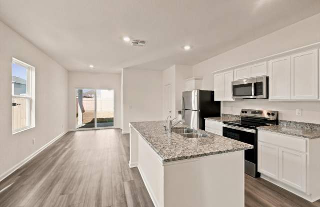 1117 King Eider Gallery 3