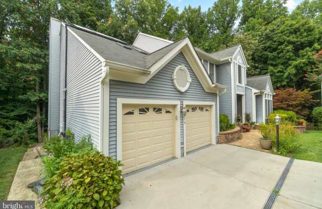 6874 CARAVAN Court Gallery 2
