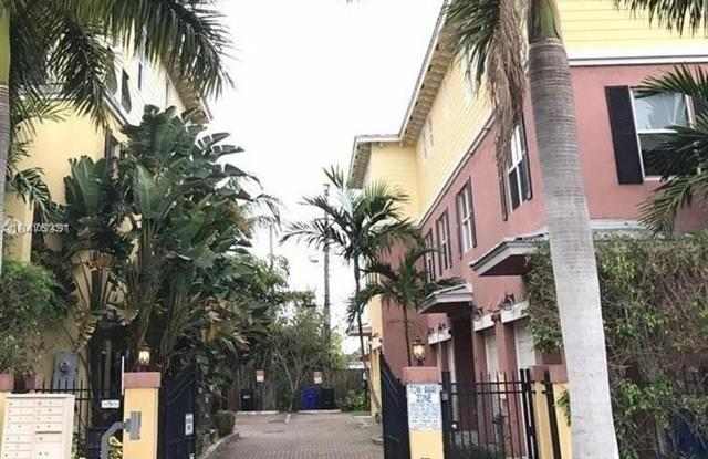 1117 SW 1st St - 1117 Arpeika St, Fort Lauderdale, FL 33312
