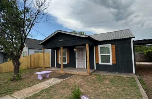 2933 Grape photos photos