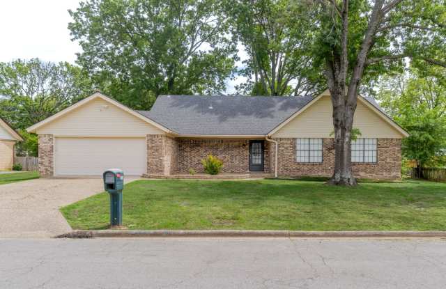 Beautiful 3 Bed 2 Bath Home for Rent in Fort Smith! - 3216 Caitlin Court, Fort Smith, AR 72908