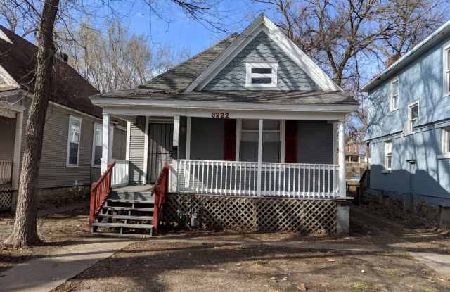 3222 E 11th St - 64127 Nice 3bed 1Bath - 3222 East 11th Street, Kansas City, MO 64127