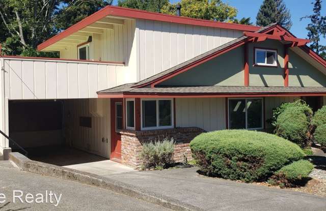 220 West Street - 220 West Street, Sebastopol, CA 95472