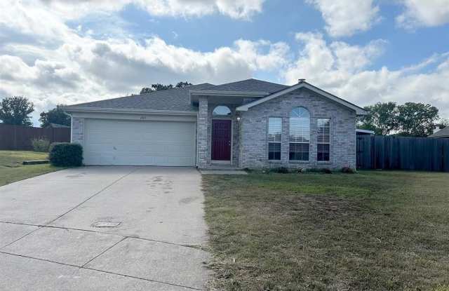 205 Cardinal Court photos photos