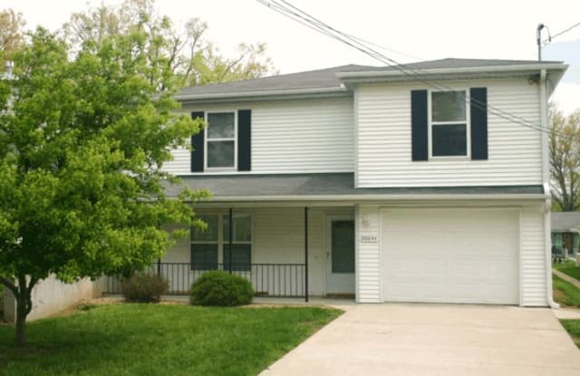 2004 4th Avenue - A photos photos