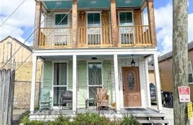 3327 BAUDIN Street photos photos