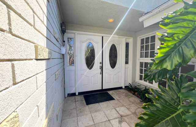 4 Bedroom home now available in Rossmoor community Gallery 4