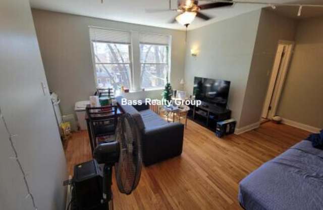 1331 West Greenleaf photos photos