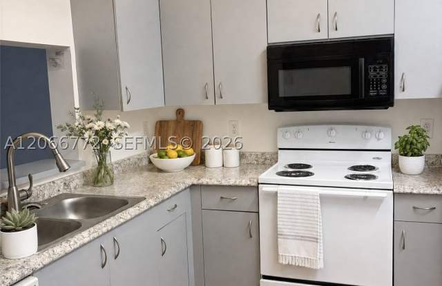 5016 Rose Hill Dr Gallery 2