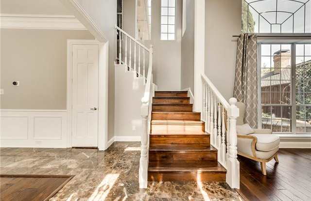 4807 Holly Tree Drive Gallery 3