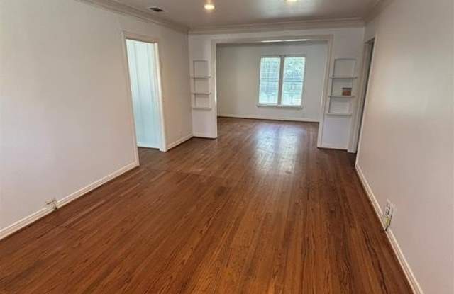 6203 Penrose Avenue Gallery 4