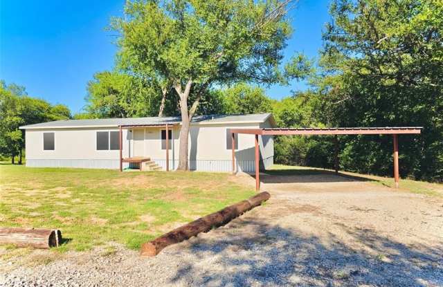 1006 E 3rd Street - 1006 East 3rd Street, Parker County, TX 76086