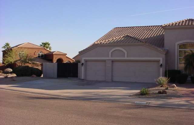 1309 West Amberwood Drive Gallery 2