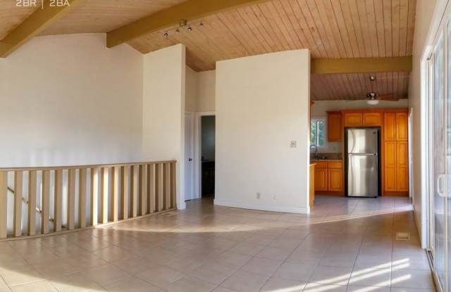 8293 Grand View Dr Gallery 2