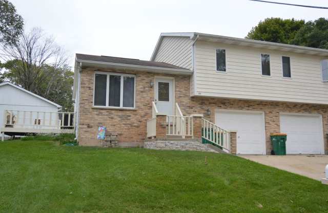 102 Lotus Avenue photos photos
